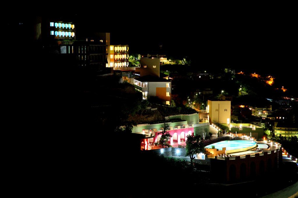 Gh Avalon Sikani Gioiosa Marea Exterior foto